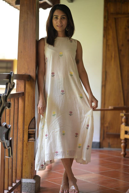 Khadhi mul cotton with Handloom Jamdhani dress