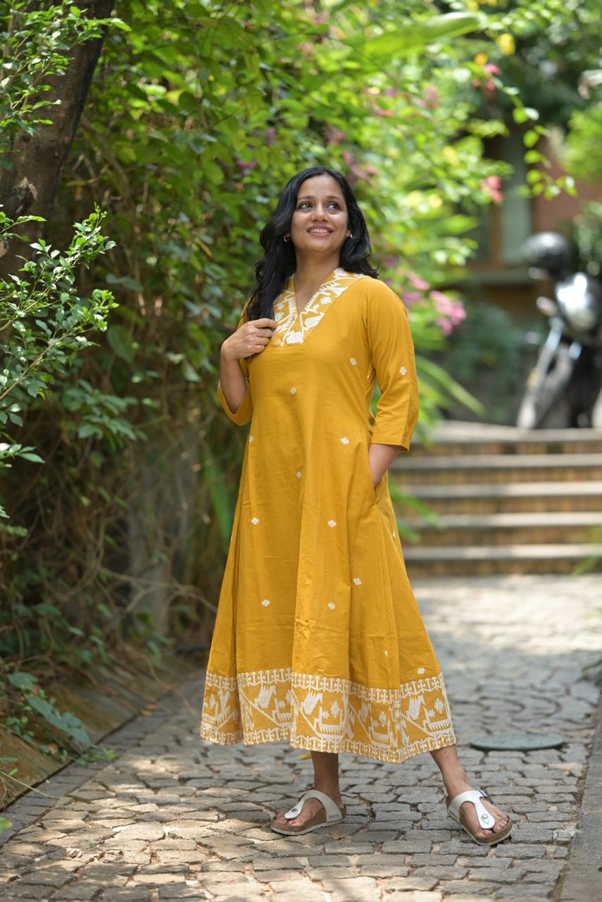Dress v neck