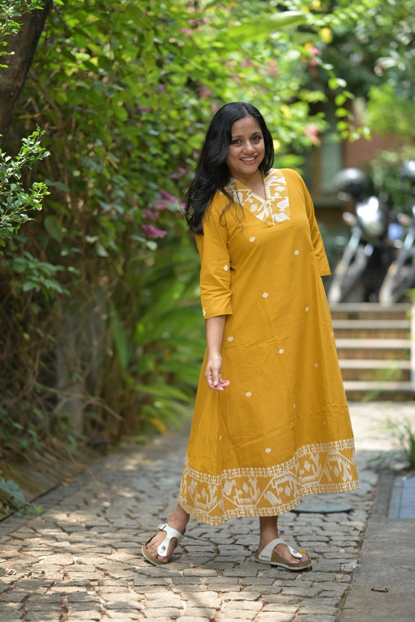 Dress v neck