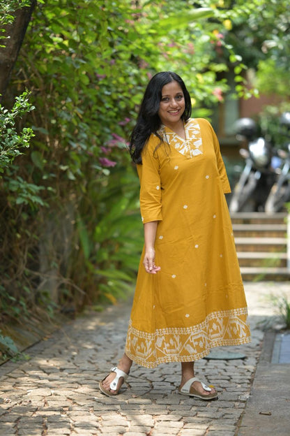 Dress v neck